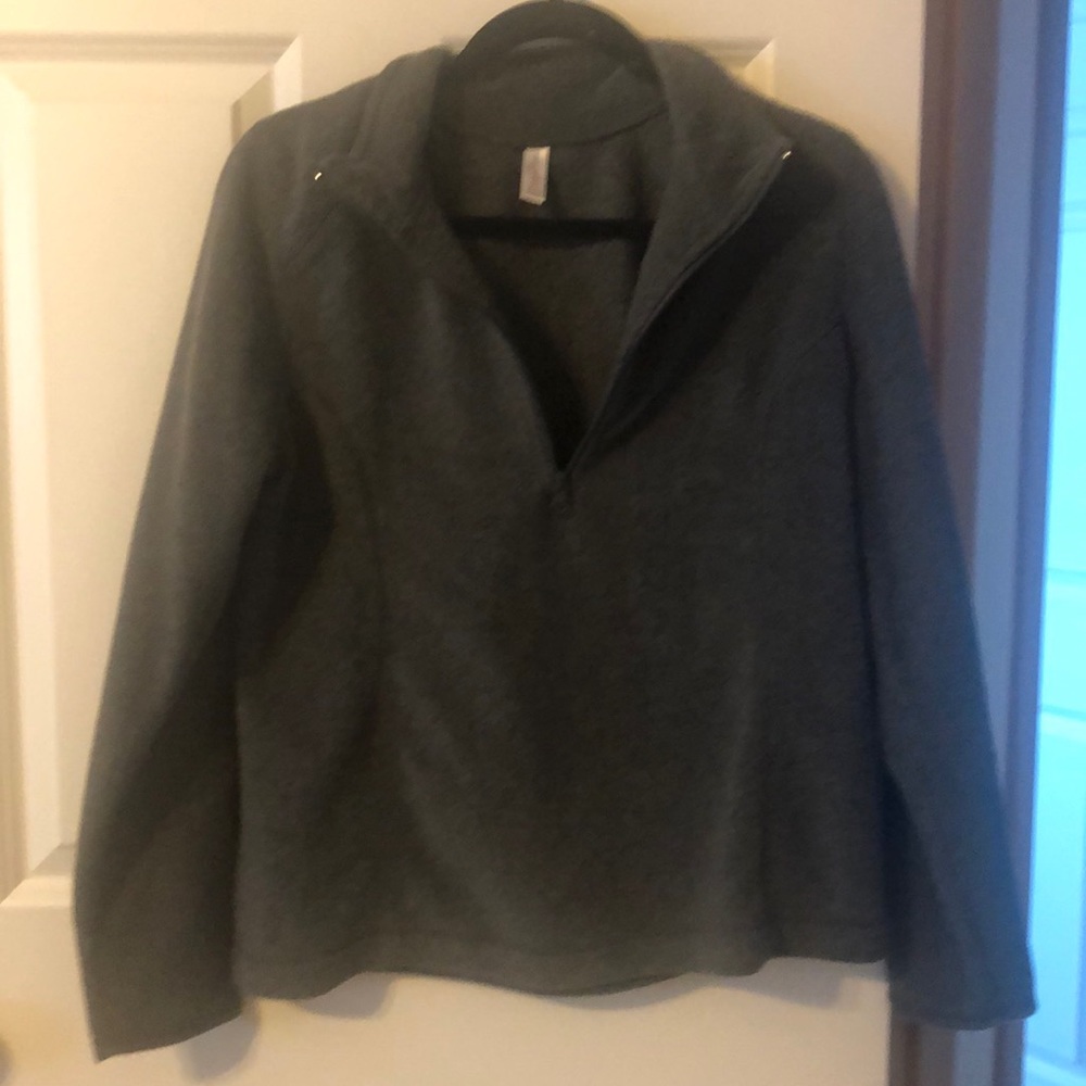 3/4 zip fleece pullover